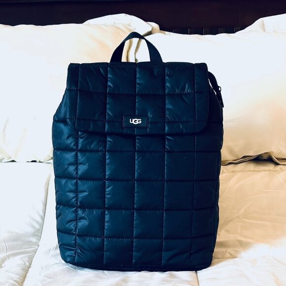 UGG Adaya Quilted Puff Backpack in Black. L=15, W=12, D=2.5" NEW WITH TAG - Picture 5 of 7
